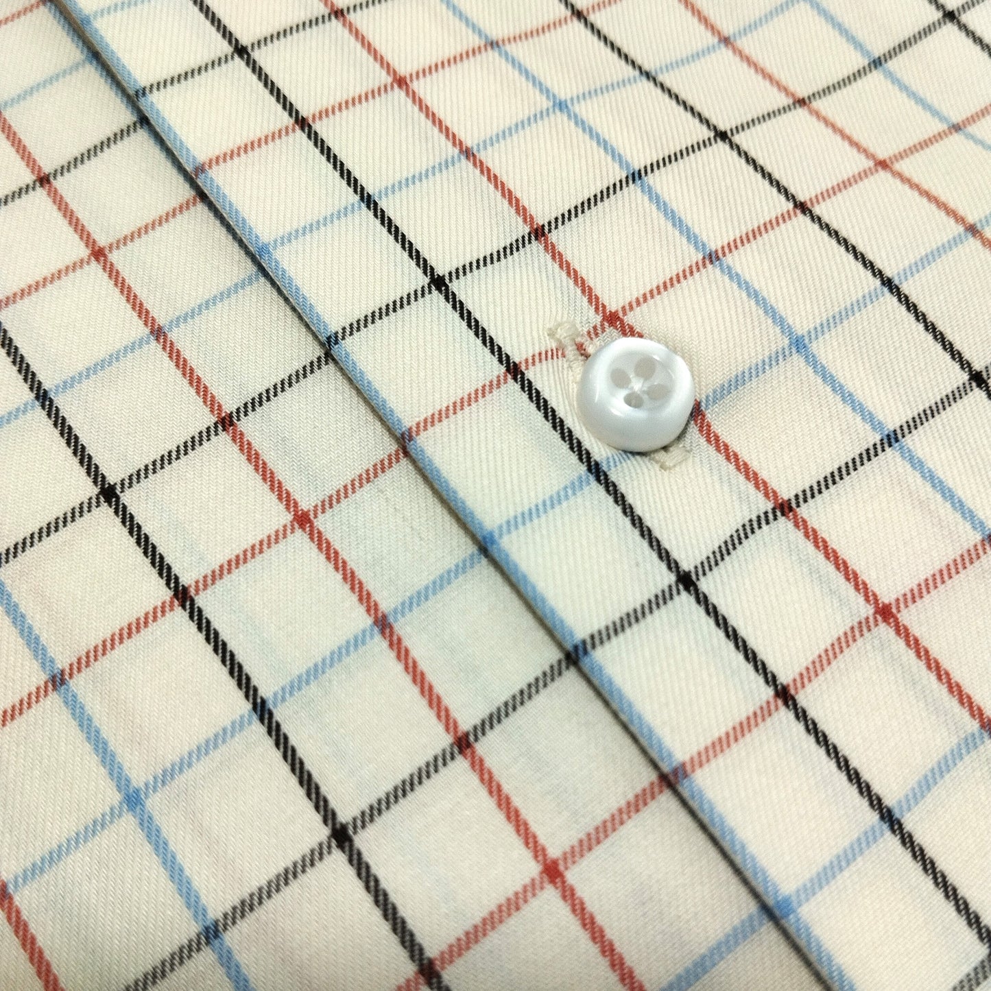 Ivory Royal Checks in Micro Twill